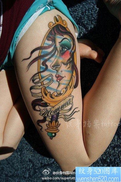 美女腿部流行精美的镜子纹身图片