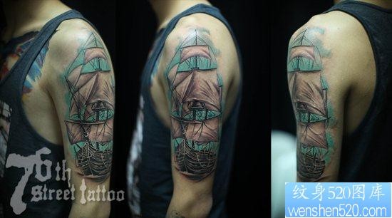 手臂前卫流行的一张帆船纹身图片