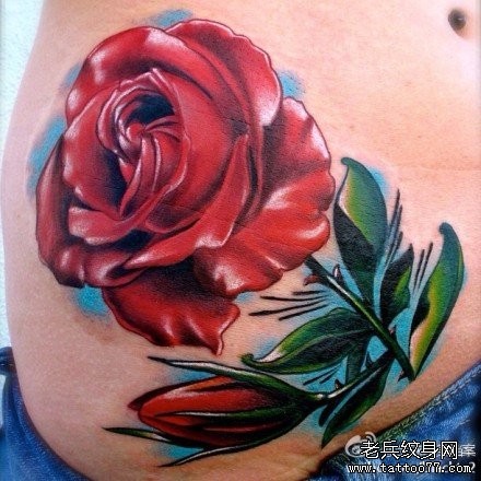 美女腹部精美漂亮的彩色玫瑰花纹身图片