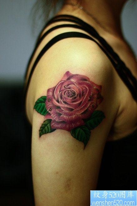 美女手臂漂亮流行的彩色玫瑰花纹身图片