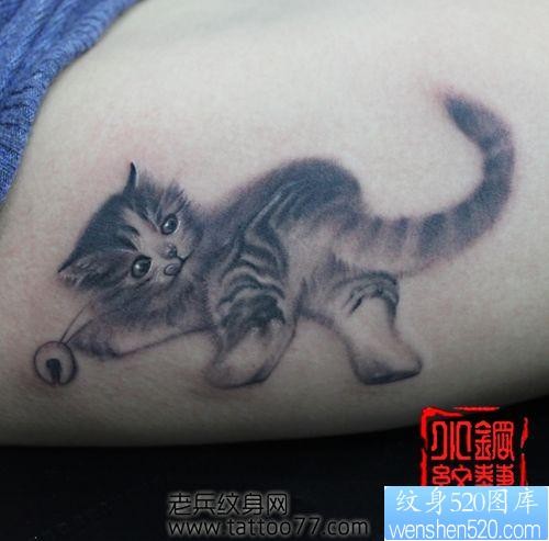 女人喜欢的可爱猫咪纹身图片