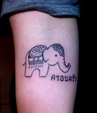 女孩子手臂可爱大象纹身图片