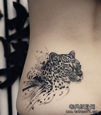 美女腰部漂亮超帅的豹子纹身图片