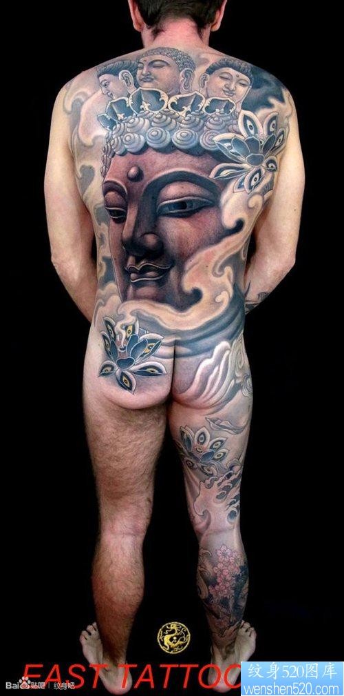 一张男生背部超酷的满背佛头纹身图片