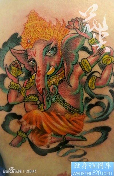 唯美流行的彩色象神纹身图片