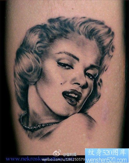一张漂亮经典的玛丽莲梦露肖像纹身图片