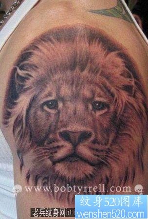 狮头纹身图片：超霸气手臂狮子头纹身图案