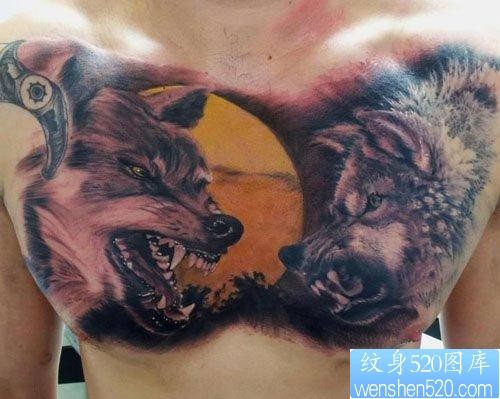 男生胸部超凶悍的狼头纹身作品