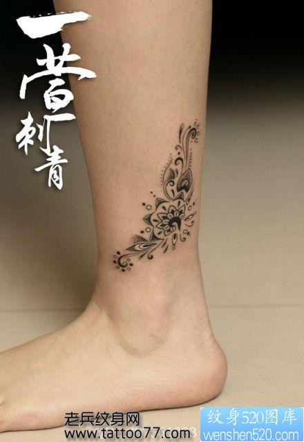 流行纹身图片—腿部图腾藤蔓纹身图片