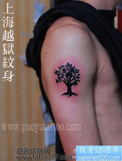 流行纹身图片—图腾树纹身图片