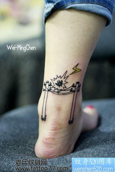 美女腿部可爱的电线杆小鸟纹身图片