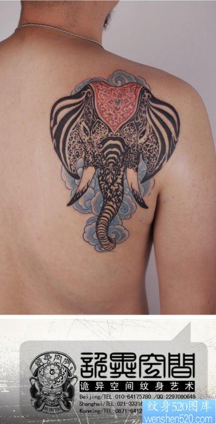 一幅超酷经典的图腾大象纹身图片