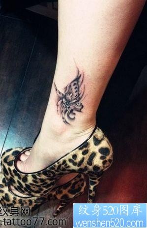 另类唯美的美女腿部蝴蝶纹身图片