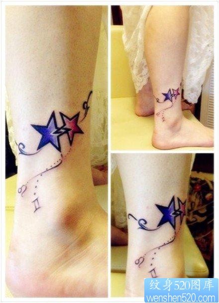 女孩子腿部好看的五角星藤蔓纹身图片