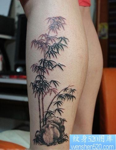 一幅经典的腿部竹子纹身图片