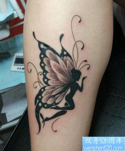 女人腿部漂亮的黑灰蝴蝶精灵纹身图片