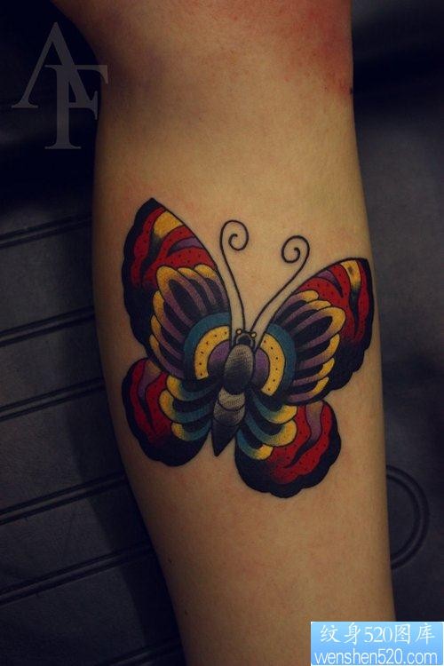 腿部漂亮好看的蝴蝶纹身图片