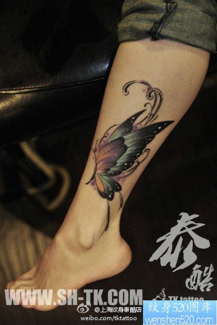 美女腿部漂亮潮流的蝴蝶纹身图片