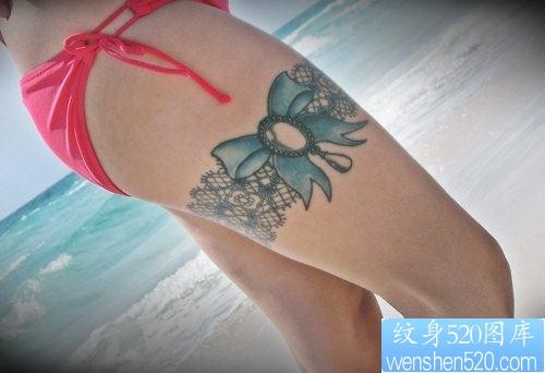 美女腿部潮流性感的蝴蝶结蕾丝纹身图片