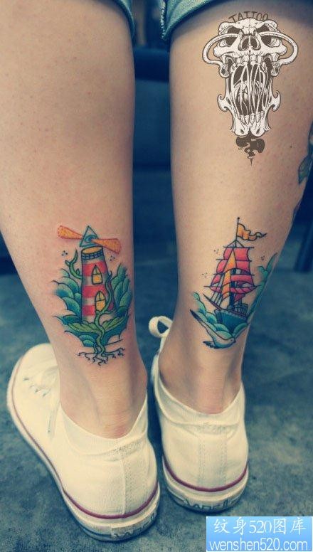 腿部时尚经典的灯塔帆船纹身图片