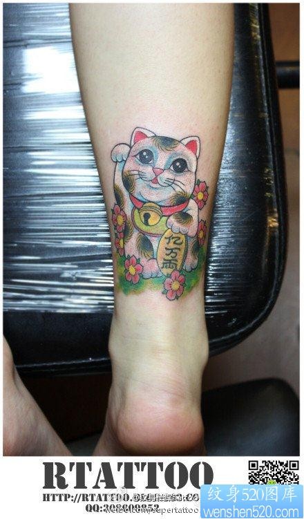 美女腿部时尚精美的招财猫纹身图片