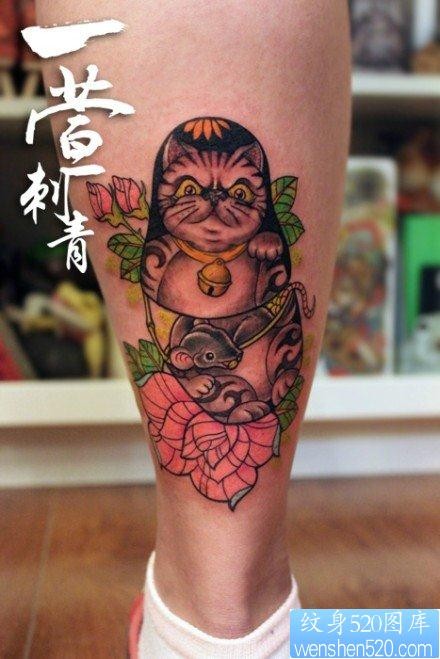 腿部时尚潮流的猫咪套娃纹身图片