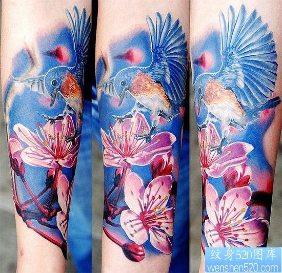手臂纹身图片：手臂彩色3D樱花小鸟纹身图片纹身作品