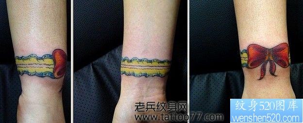 潮流流行的手臂蝴蝶结蕾丝纹身图片