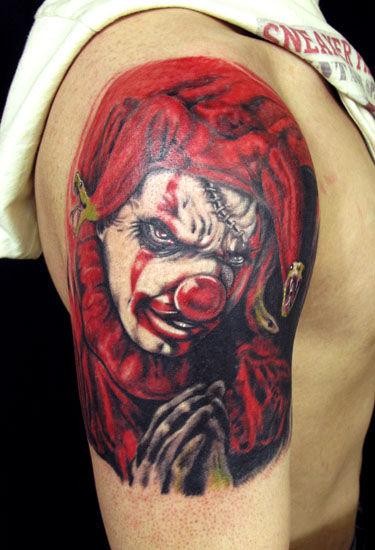 一组手臂彩色小丑纹身图片由纹身520图库推荐