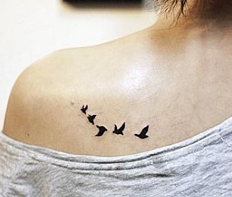 肩部纹身图片：肩部图腾小鸟纹身图片纹身作品