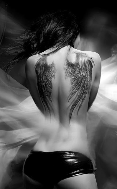 纹身520图库推荐一组背部天使纹身图片