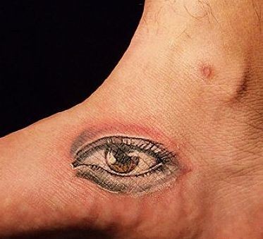 脚部纹身图片：脚部眼睛纹身图片纹身作品