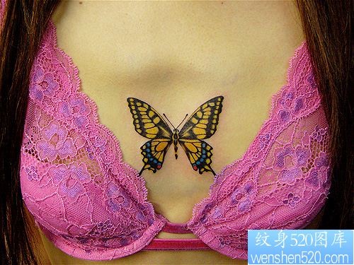胸部纹身图片：胸部彩色蝴蝶纹身图片纹身作品