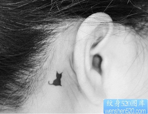 耳后猫咪纹身图片