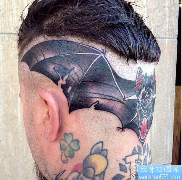 一幅头部school 蝙蝠纹身图片由纹身520图库推荐
