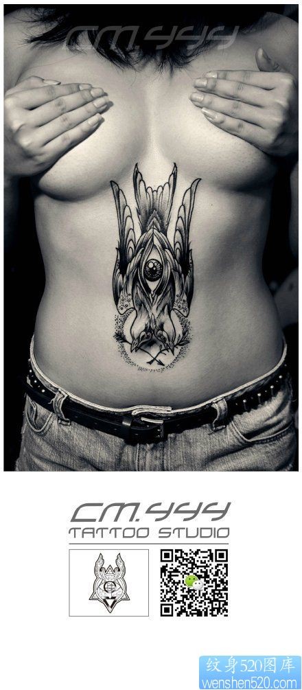 美女腹部另类很酷的小鸟纹身图片