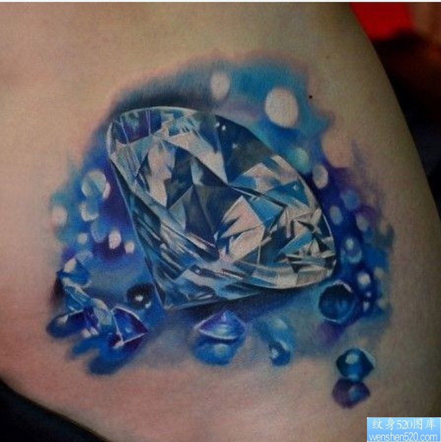 纹身520图库分享一幅钻石纹身图片作品