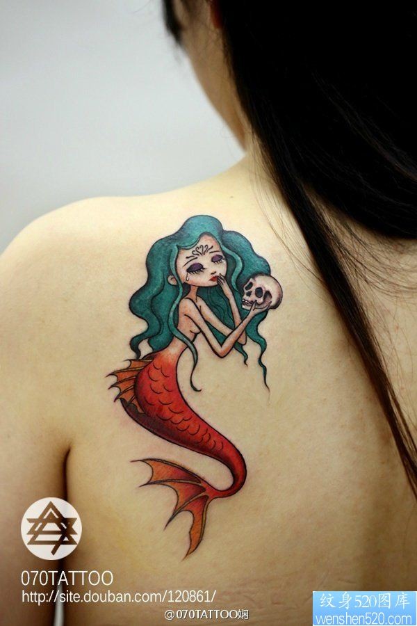 推荐一幅潮流的美人鱼纹身图片