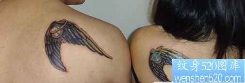 情侣后背翅膀纹身图片