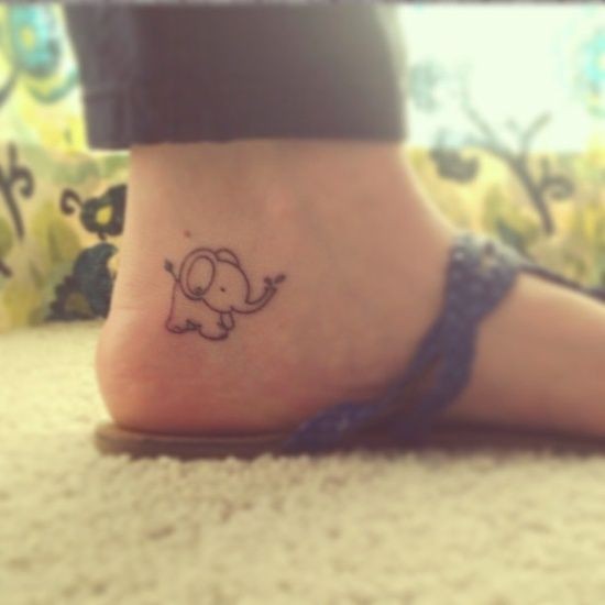 脚踝部超可爱的小象图腾纹身