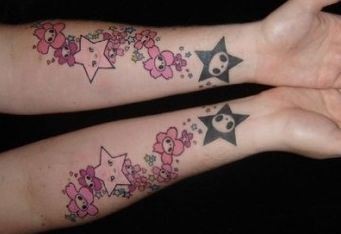 手臂可爱情侣五角星纹身图片