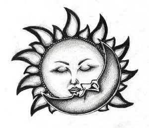 简单漂亮的太阳月亮图腾纹身