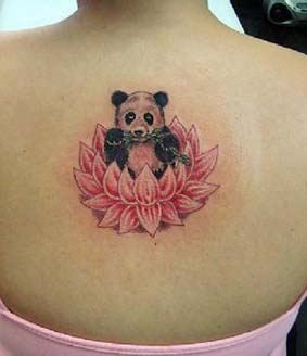 熊猫莲花纹身多种风格尽享展现