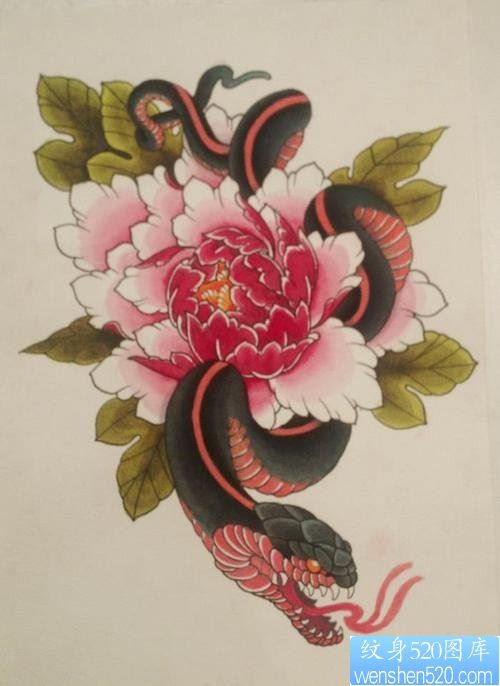 彩色牡丹花蛇纹身图案