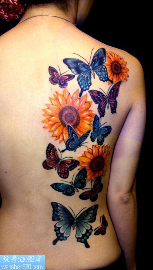 飞舞的蝴蝶和向日葵纹身图案图案