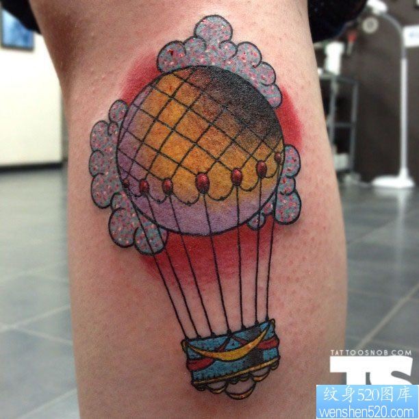 胳膊个性氢气球纹身图案