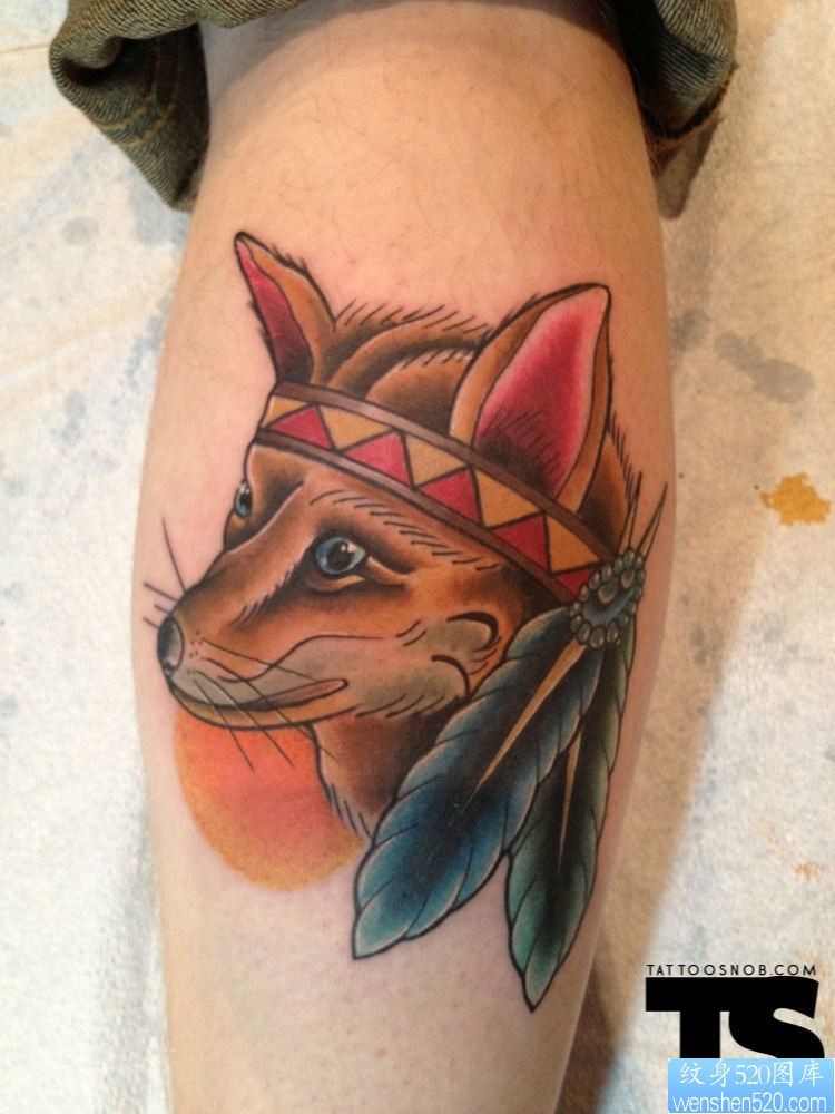 手部一款个性可爱狗纹身图案