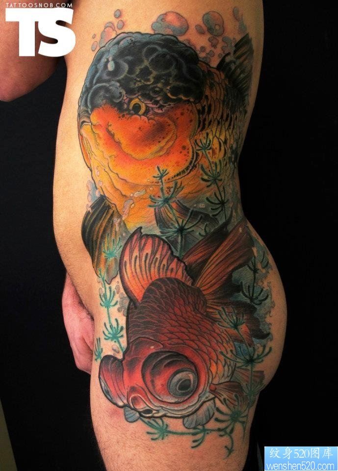 腰部个性鱼纹身图案