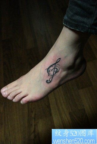 小清新脚面音乐爱心符号纹身图案