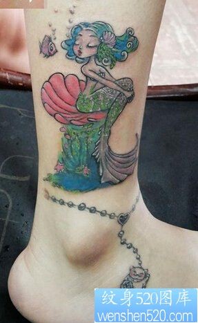 女性脚踝美人鱼脚链纹身图案